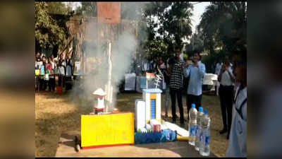 Jamshedpur News: घाटशिला कॉलेज में मॉडल प्रदर्शनी के दौरान रॉकेट लांचर ब्लास्ट, 8 छात्र हुए घायल