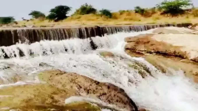 Water problem in Jat