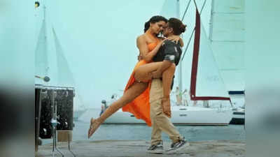 शाहरुख खानच्या सिनेमात भगव्या रंगाचा अपमान झाल्याचा आरोप; दीपिकाच्या त्या बोल्ड ड्रेसवरुन हिंदू महासभेचा इशारा