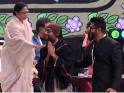 2022 Kolkata International Film Festival: দর্শকাসনেই বসার ইচ্ছে মাটির মানুষ অরিজিতের, মমতার অনুরোধে মঞ্চে