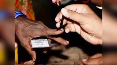 महाराष्ट्रात निवडणूकीचा धुरळा; साडेसात हजार ग्रामपंचायतींसाठी आज मतदान