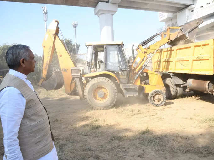 युद्धस्तर पर सफाई