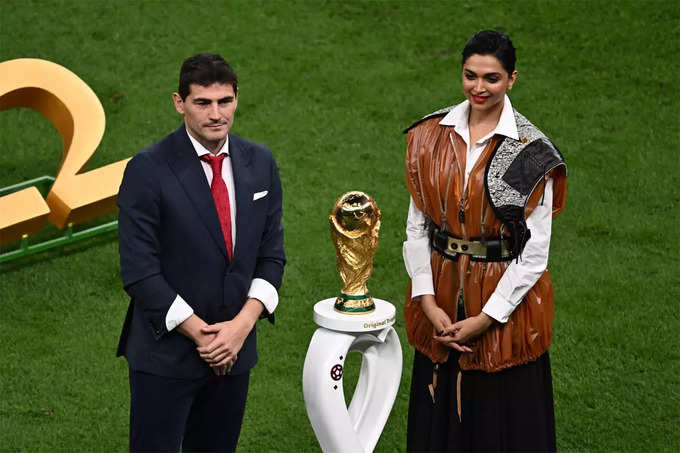 deepika padukone fifa world cup