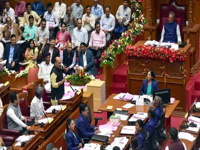 Belagavi Session- ಭೈರಿದೇವರಕೊಪ್ಪದ ದರ್ಗಾ ತೆರವು ವಿವಾದ: ಸರ್ಕಾರದ ನಡೆಗೆ ಸಿದ್ದರಾಮಯ್ಯ ಆಕ್ರೋಶ, ಸ್ಥಳೀಯರ ಜೊತೆ ಮಾತುಕತೆ ನಡೆಸುತ್ತೇವೆ ಎಂದ ಸಿಎಂ ಬೊಮ್ಮಾಯಿ