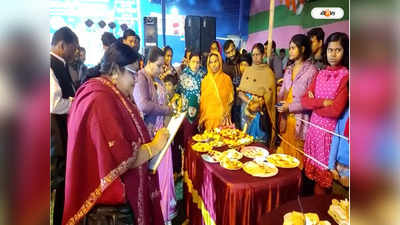 East Medinipur News : গোকুল- ঝিনুক-শিমুল রকমারি পিঠের পসরা,  কোমর বেঁধে প্রতিযোগিতায় মহিষাদলের মহিলারা