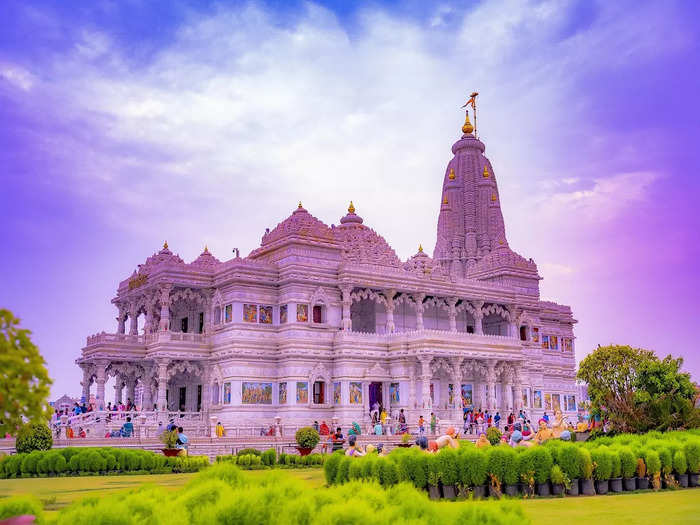 visit these temple in mathura and vrindavan in new year eve 2023