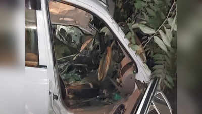 Saharanpur News: सहारनपुर में सड़क हादसे में 2 युवकों की मौत, आमने-सामने भिड़ंत में कार-डीसीएम के उड़े परखच्चे
