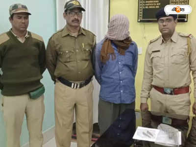 Arms Recovered : ফের অস্ত্র উদ্ধার বীরভূমে, গাড়ি ব্যবসায়ীর বাড়ি থেকে মিলল পাইপগান-কার্তুজ