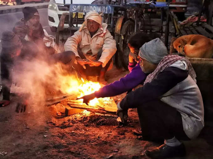 आज ठंड के साथ रहेगा हल्का कोहरा