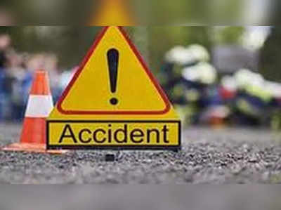 Accident in Express Highway- ಚನ್ನಪಟ್ಟಣ ಬಳಿ ಎಕ್ಸ್ ಪ್ರೆಸ್ ಹೈವೇನಲ್ಲಿ ಭೀಕರ ಅಪಘಾತ: ತಿರುಪತಿಯಿಂದ ಹಿಂದುರುಗುತ್ತಿದ್ದ 3 ಮಂದಿ ಸಾವು, 9 ಸಾವು