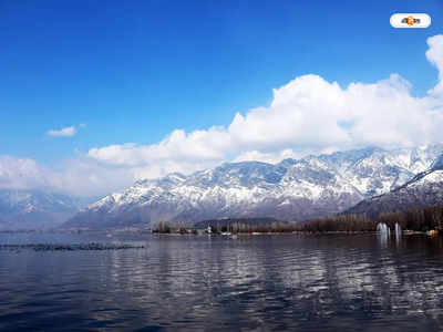 Jammu and Kashmir : বড়দিনে হাড়হিম করা ঠাণ্ডায় কাঁপছে ভূস্বর্গ, একাধিক জায়গা হিমাঙ্কের নীচে তাপমাত্রা