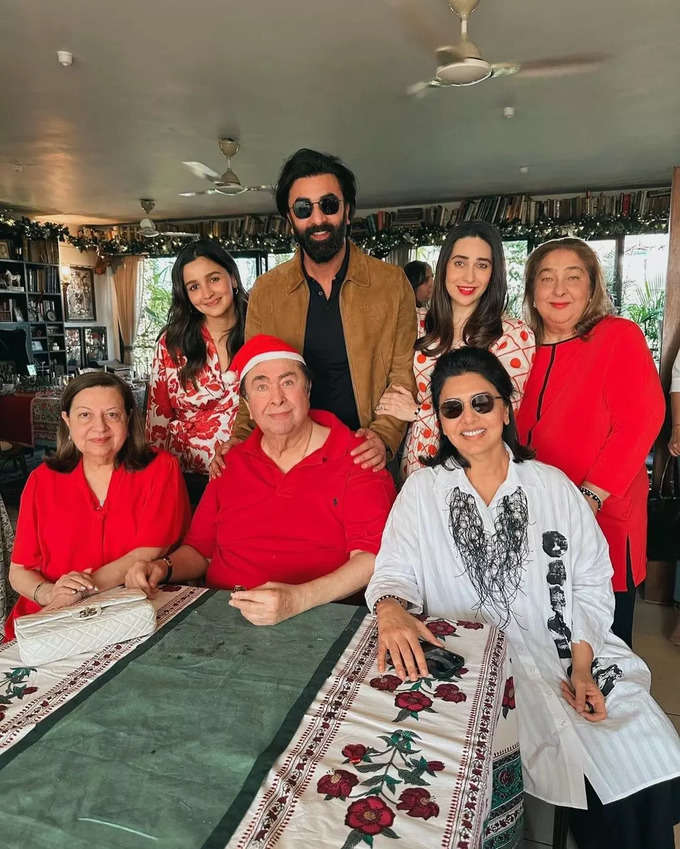 bhatt and kapoor family christmas party