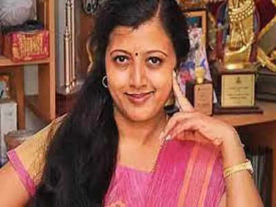 Lyricist Thamarai: பிரபல பெயர்கள்தாம் காரணமா? கோவை சிவா விவகாரத்தில் கொதிக்கும் கவிஞர் தாமரை!