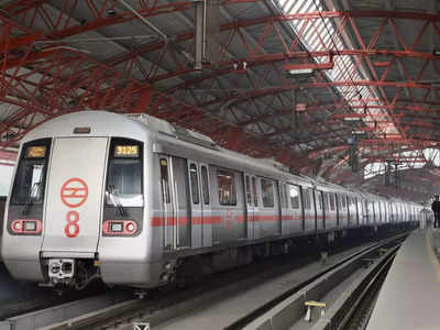 रेड लाइन को 20वें साल में मिली 8 कोच वाली मेट्रो टेन, यात्रियों के लिए एक नए इंटरचेंज स्टेशन की भी सौगात