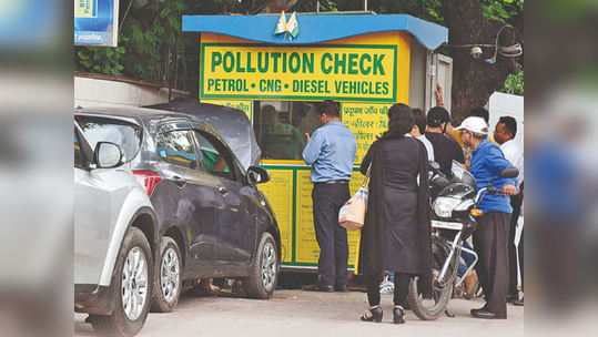 नव्वद टक्के सरकारी वाहने 'पीयूसी'विना; सर्वसामान्यांना दंड करणाऱ्या प्रशासनाकडूनच वाहतुकीचे नियम धाब्यावर