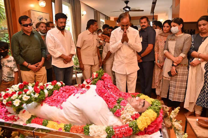 కేటీఆర్ మామ పాకాల హరినాథరావు మృతి