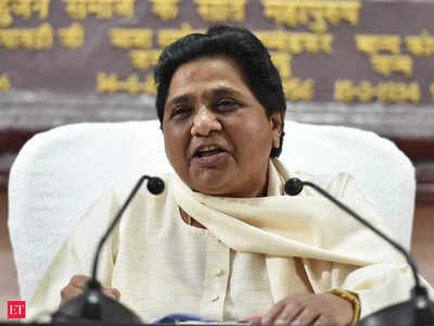 Mayawati: ओबीसी आरक्षण के खिलाफ बीजेपी, कांग्रेस और सपा, मायावती का आरोप- एससी और एसटी का भी यही किया हाल