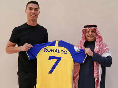 Ronaldo Al Nassr club: किस्टियानो रोनाल्डो सऊदी अरब के इस क्लब में हुए शामिल, एक साल की कमाई जान आंखें फटी रह जाएंगी
