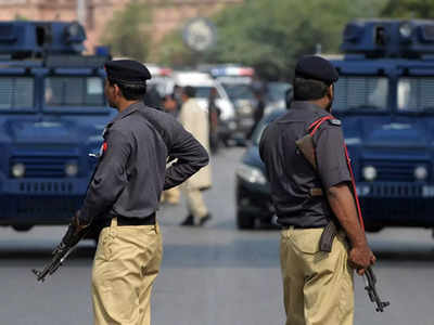 हाई अलर्ट पर क्यों है इस्लामाबाद? चप्पे-चप्पे पर पुलिस के साथ पाकिस्तानी सेना के जवान तैनात