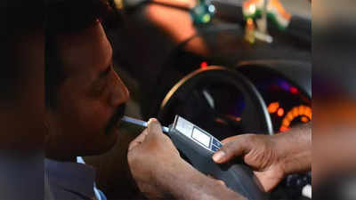 Maharashtra News: मुंबई में शराब पीकर वाहन चलाने वाले 156 लोग पकड़े गए, ट्रैफिक पुलिस की कार्रवाई
