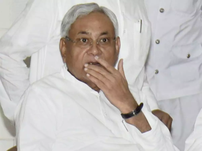 Nitish Kumar: 18 साल के शासन में बिहार बर्बाद, रिटायर क्यों नहीं हो जाते? जानिए सीएम नीतीश के किस बयान पर सोशल वार