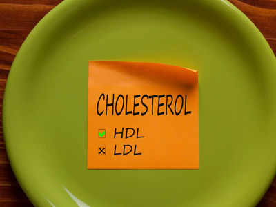 High Cholesterol: കാലിന് ഈ പ്രശ്നങ്ങളുണ്ടോ? ഉയർന്ന കൊളസ്ട്രോളിന് കാരണമായേക്കാം