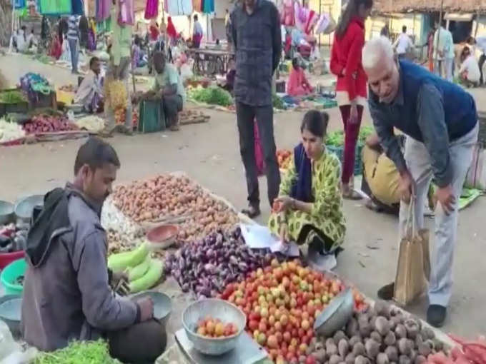 एक रुपये किलो भी नहीं बिक रहा टमाटर