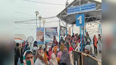 Gangasagar Mela: গঙ্গাসাগর মেলা শুরুর দিনেই ভেসেল কর্মীদের কর্মবিরতি, আটকে পড়ে পরীক্ষার্থীরা