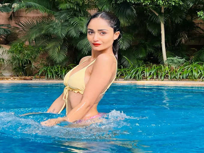 ত্রিধা চৌধুরী (Tridha Chaudhary)