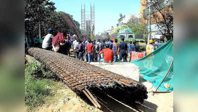 Metro Pillar Collapsed in Bangalore: कभी दिल्ली तो कभी बेंगलुरु... मौत बांटते मेट्रो पिलर, अंधेरगर्दी का जिम्मेदार कौन?