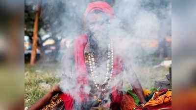 Naga Sadhu History: কনকনে ঠান্ডাতেও কোনও পোশাক নেই! নাগা সন্ন্যাসীদের রহস্য জানা আছে আপনার?