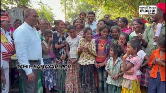 பள்ளிப்படிப்பை பாதியிலேயே நிறுத்திய மாணவிகளை மீண்டும் பள்ளியில் சேர்த்து  ஆட்சியர்