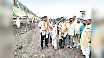 शिवपुराण कथा के लिए मुस्लिम परिवार ने जोत दी 60 एकड़ की खड़ी फसल, महाराष्ट्र में देखने को मिली मिसाल