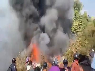 Nepal Plane Crash: પોખરામાં ક્રેશ થયું પેસેન્જર પ્લેન, 16 મૃતદેહો બહાર કઢાયા, 72 લોકો હતા સવાર