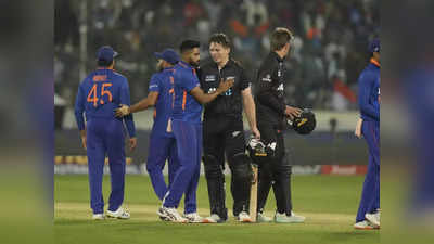 IND vs NZ: सुपरहिट रहा पहला वनडे मैच, भारत ने न्यूजीलैंड को 12 रन से हराया, तस्वीरों में देखें मैच का रोमांच