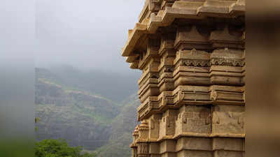 Famous Temples : ಮಹಾರಾಷ್ಟ್ರಕ್ಕೆ ಹೋದರೆ ಈ 5 ಪ್ರಸಿದ್ಧ ದೇಗುಲಗಳಿಗೂ ಭೇಟಿ ನೀಡಬಹುದು