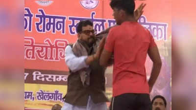 मंच पर ही पहलवान को थप्‍पड़ जड़ चुके हैं Brij Bhushan Singh, जरा सी बात पर खो दिया था आपा, देखें वीडियो
