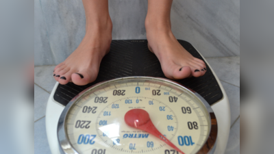 Weight Loss: शरीराने असे ५ संकेत दिले तर समजा तुम्हाला त्वरीत वजन कमी करण्याची आहे गरज, वेळीच व्हा सावध