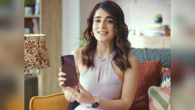 ప్రముఖ నటి Radhika Madan మనసు దోచుకున్న Galaxy A14 5G స్మార్ట్‌ఫోన్‌.. ఇంతకీ ఈ Samsung 5G స్మార్ట్ ఫోన్ ధర, ఫీచర్స్‌ ఏంటో చూసేద్దామా? 