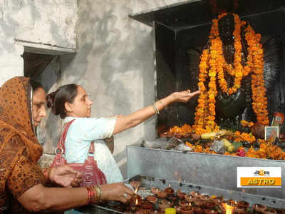 Shani Sade Sati 2023: শনির সাড়ে সাতির কবলে এই ৩ রাশি, শনিবারে ভুলেও কিনবেন না এই সব জিনিস