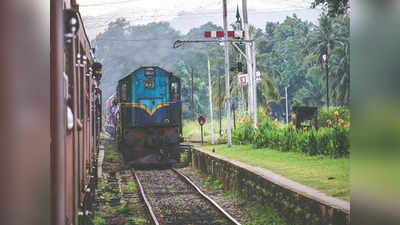 স্বাধীনতার ৭৫ বছর পরেও দেশের এই রেল স্টেশনটি রয়েছে সেই ব্রিটিশ আমলের মতোই