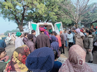 Ballia Accident: मौनी अमावस्या पर गंगा स्नान के लिए जा रहे पिकअप की ट्रक से भिड़ंत, 16 महिलाएं घायल