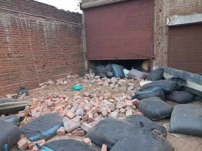 MP के Shivpuri में दर्दनाक हादसा, मिल की दीवार गिरने से तीन महिला समेत 4 मजदूरों की मौत