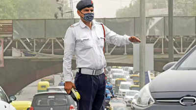 Republic Day 2023: सोमवार और मंगलवार दिल्ली के ये रास्ते रहेंगे बंद, पढ़ लीजिए ट्रैफिक पुलिस की एडवाइजरी