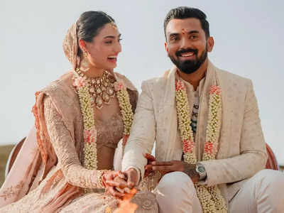 Athiya-KL Rahul Wedding Pics: एक-दूजे के हुए अथिया और केएल राहुल, दूल्हा-दुल्हन ने शेयर कीं शादी की तस्वीरें