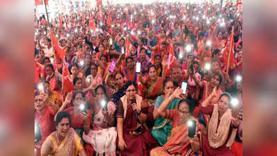 Anganwadi Protest: ಅಂಗನವಾಡಿ ಅಹೋರಾತ್ರಿ ಪ್ರತಿಭಟನೆ:ಪ್ರೇಮಾ ಬಣ ನಿರ್ಗಮನ, ವರಲಕ್ಷ್ಮಿ ಬಣ ಆಗಮನ