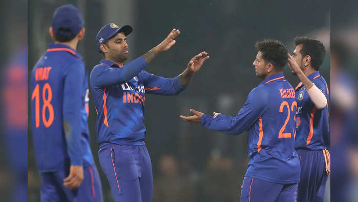 IND vs NZ 3rd ODI Live Score : ২৯৫ রানে অলআউট নিউ জিল্যান্ড, হোয়াইটওয়াশ ভারতের