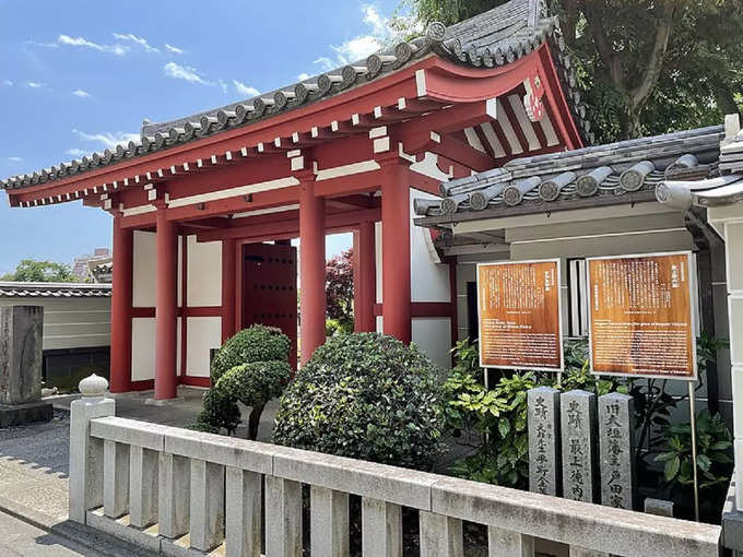 ​<strong>रेंकोजी मंदिर में कई बड़ी हस्तियों का दौरा -</strong>​