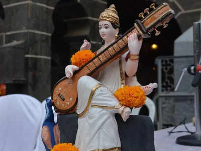 Basant Panchami 2023 Mantra: વસંત પંચમીએ સરસ્વતી પૂજા વખતે આ મંત્રોના જાપ કરવાથી નોકરીમાં પ્રગતિ થશે, સંકટ દૂર થશે