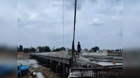 ஆமை வேகத்தில் நடக்கும் மதுரை ஒபுளாபடித்துறை மேம்பால பணி; சித்திரை திருவிழாவிற்குள் முடிக்க கோரிக்கை!